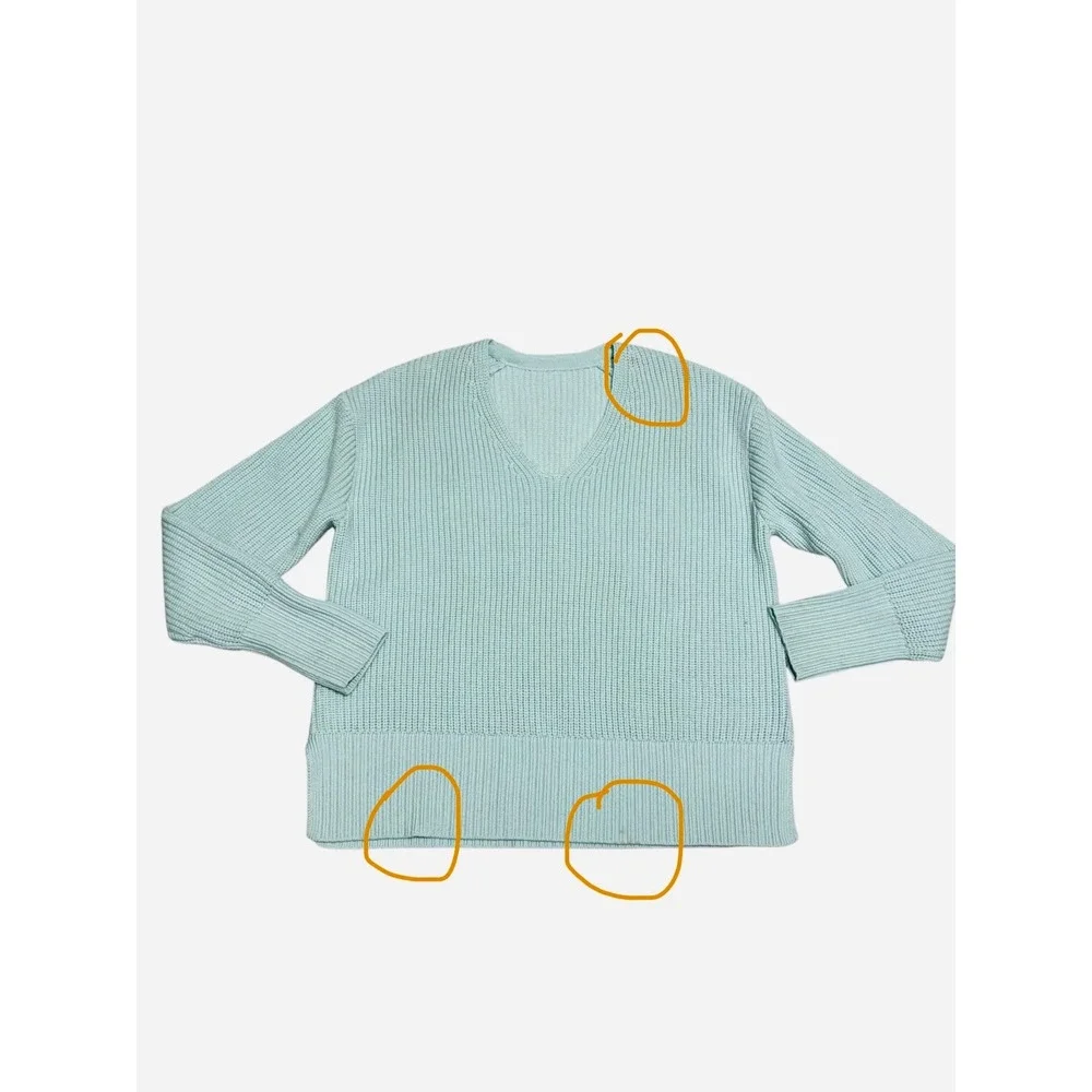 Lululemon 100% Merino Wool Mint‎ Green V Neck Relaxed Sweater Size XS/S